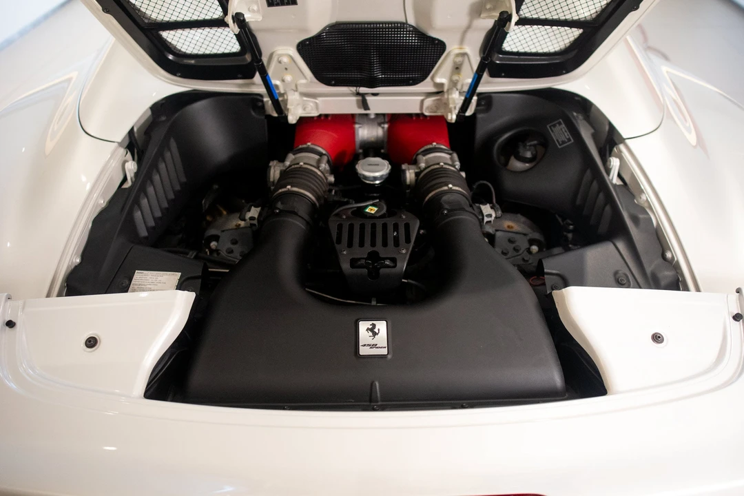 2012 Ferrari 458 Spider - Image 5 of 17