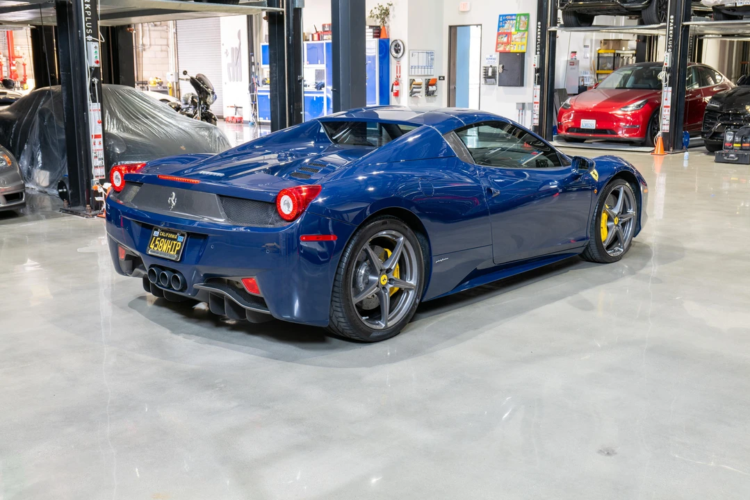 2012 Ferrari 458 Spider - Image 21 of 31