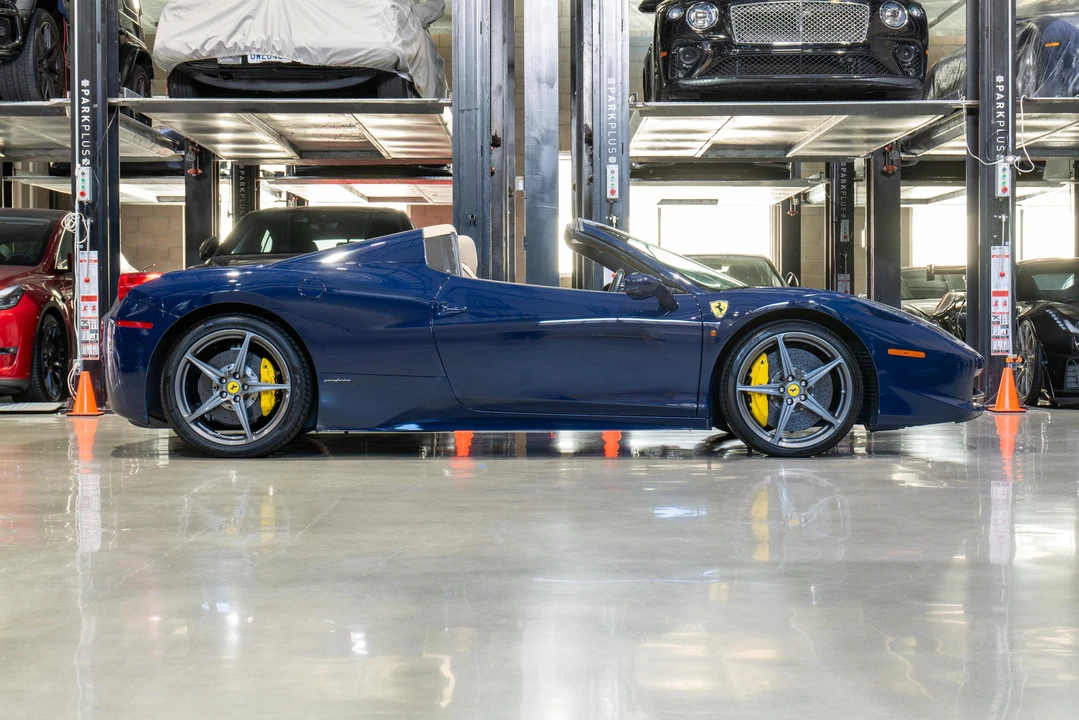 2012 Ferrari 458 Spider - Image 26 of 31
