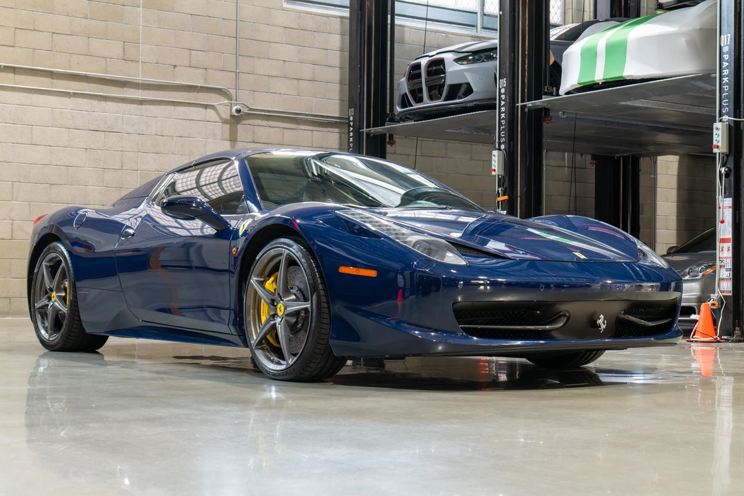 2012 Ferrari 458 Spider - Image 28 of 31