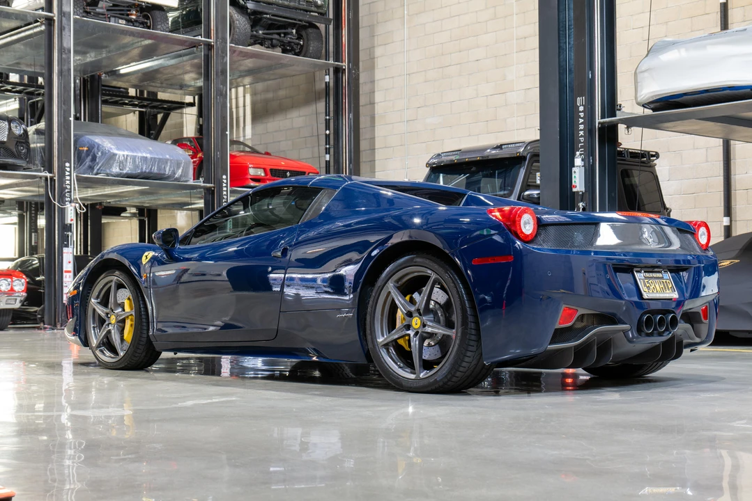 2012 Ferrari 458 Spider - Image 16 of 31