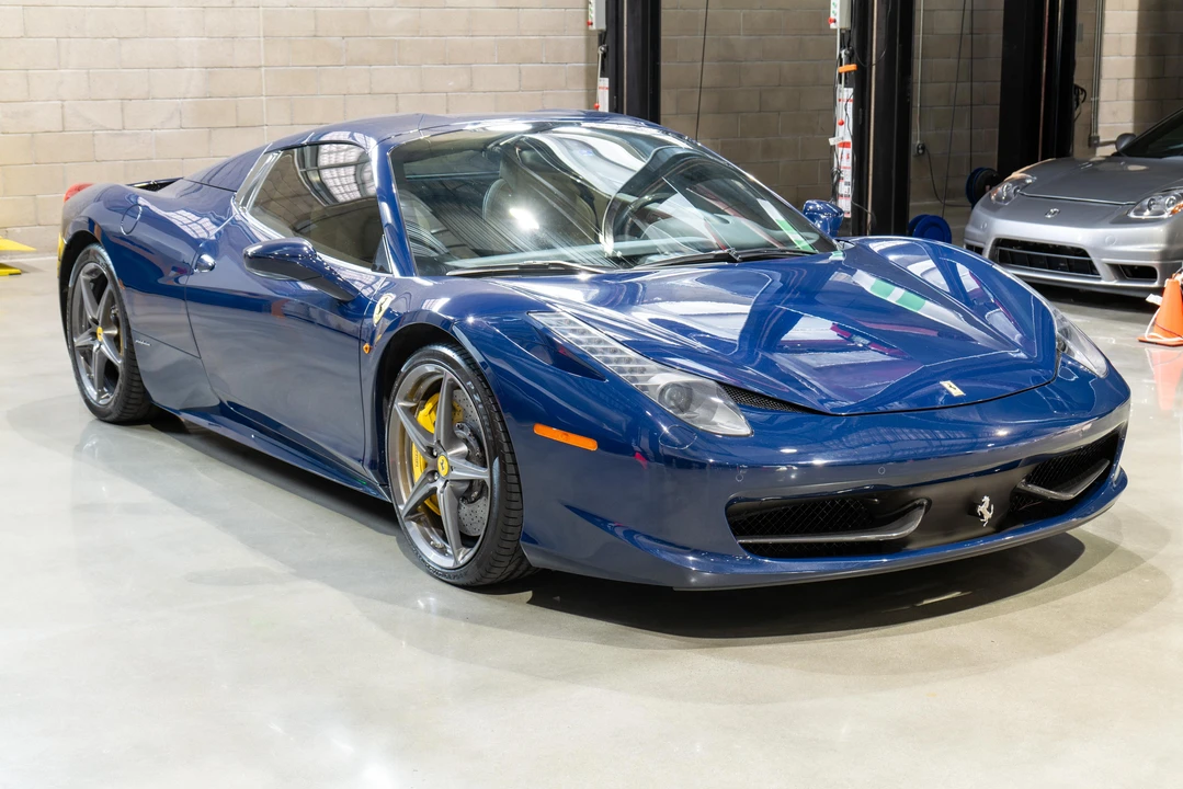 2012 Ferrari 458 Spider - Image 30 of 31
