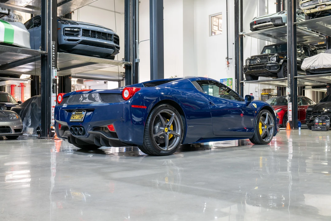2012 Ferrari 458 Spider - Image 23 of 31