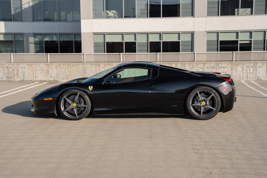 2012 Ferrari 458 Spider - Image 13 of 31