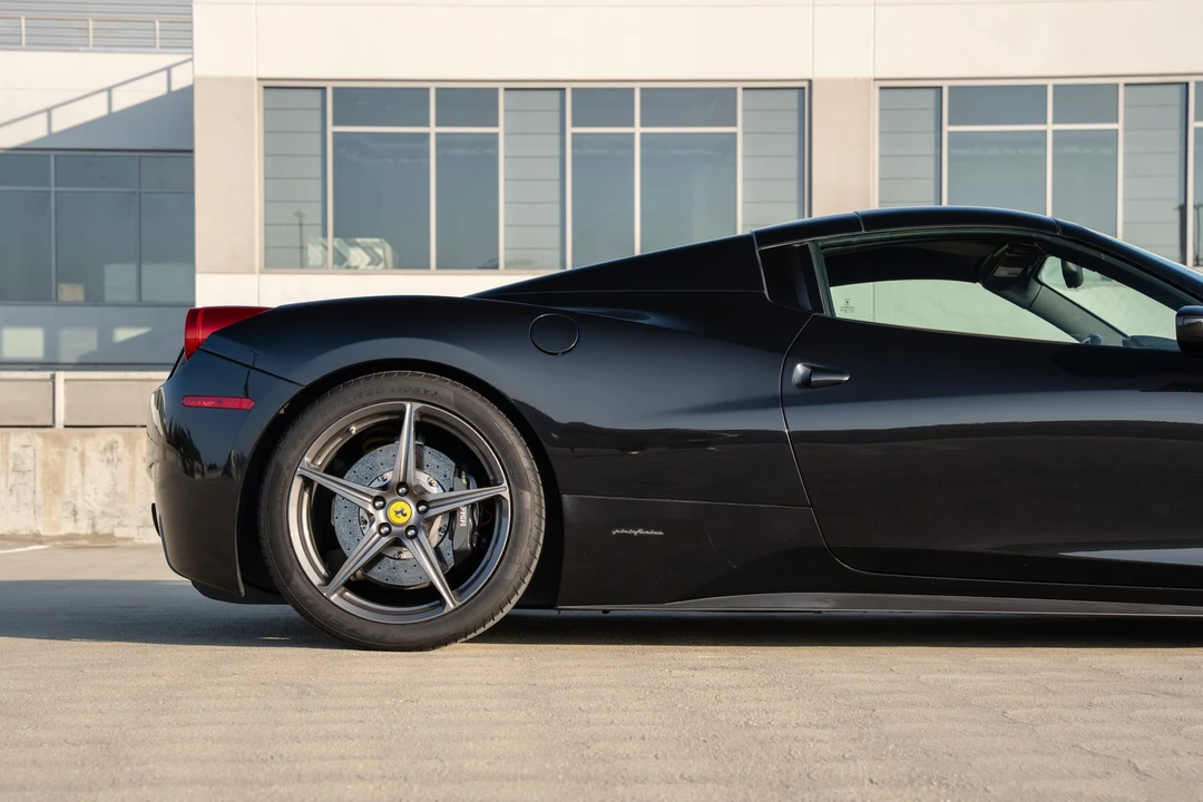 2012 Ferrari 458 Spider - Image 27 of 31