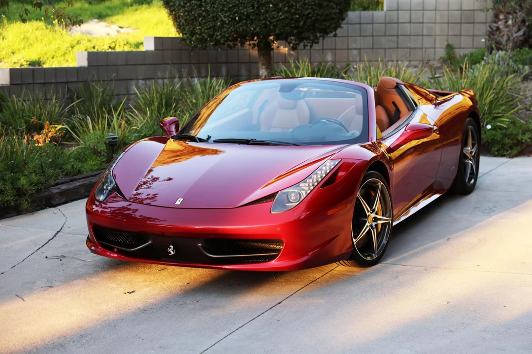 2012 Ferrari 458 Spider - Image 16 of 31