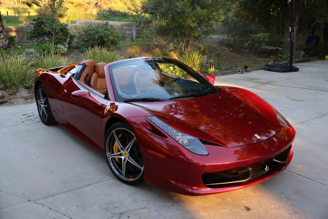 2012 Ferrari 458 Spider - Image 19 of 31