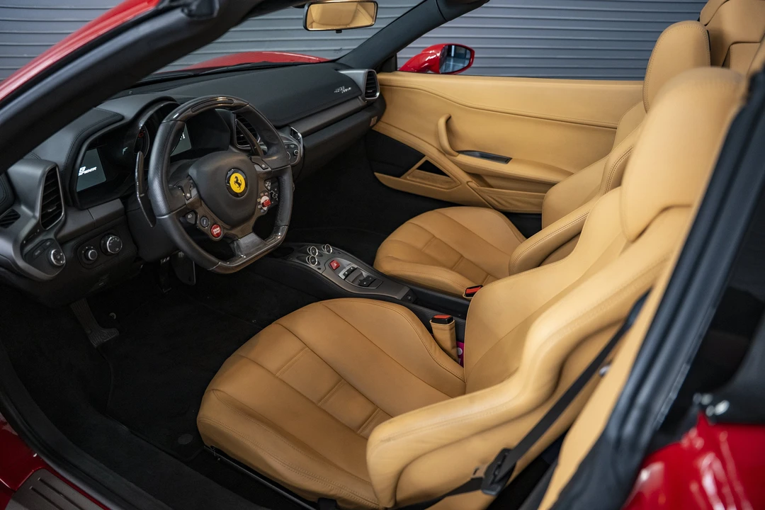 2012 Ferrari 458 Spider - Image 28 of 31