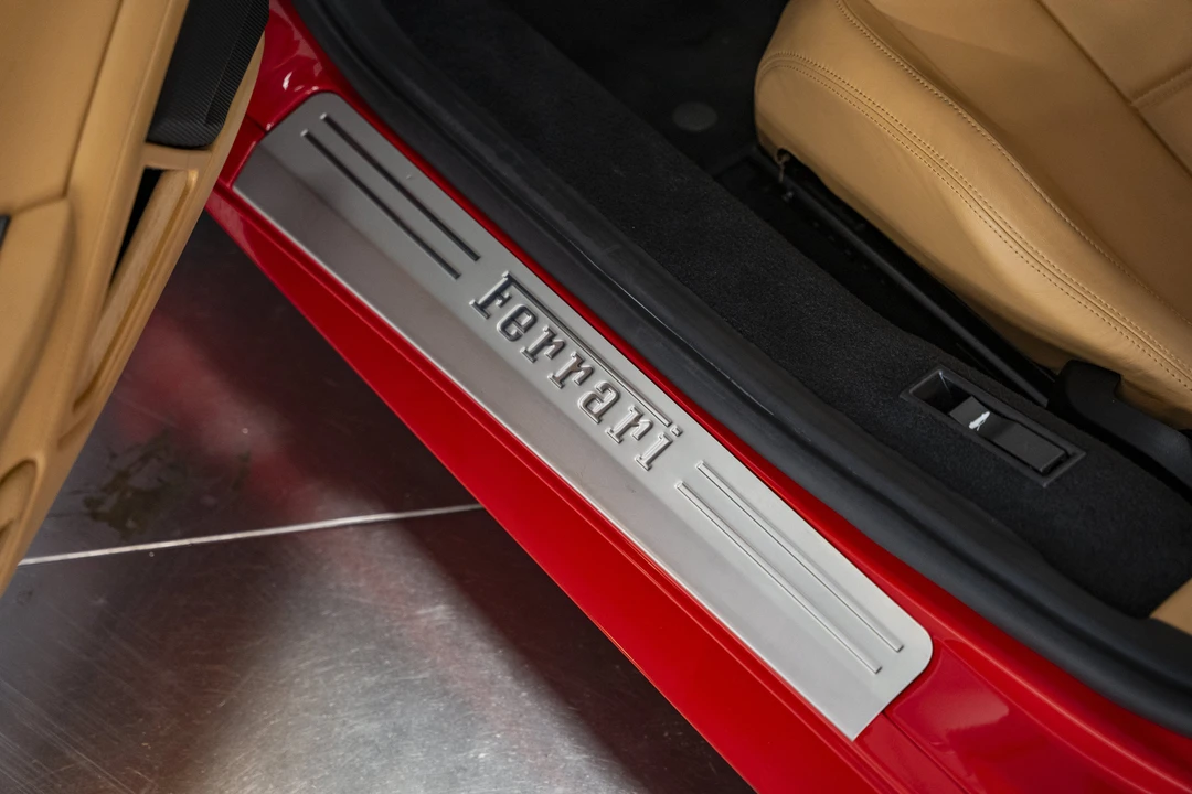2012 Ferrari 458 Spider - Image 25 of 31