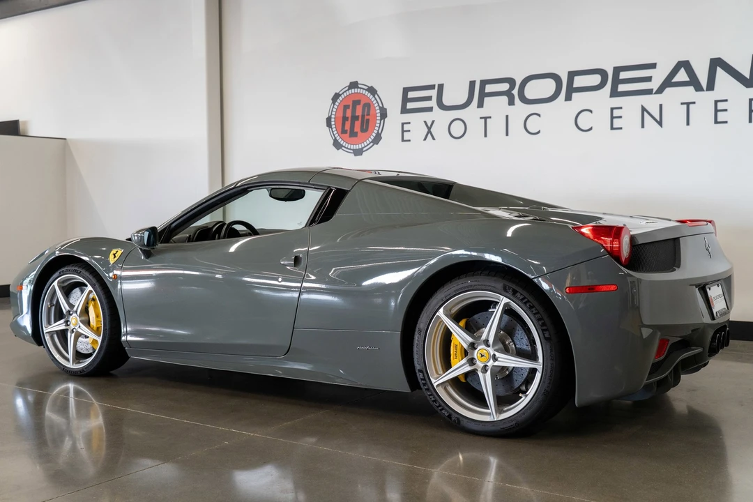 2012 Ferrari 458 Spider - Image 25 of 31