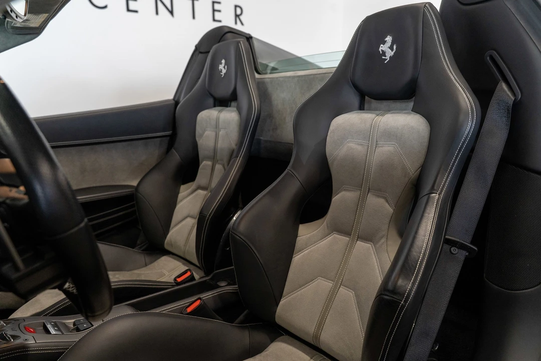 2012 Ferrari 458 Spider - Image 4 of 31