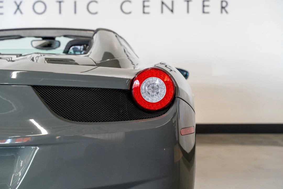 2012 Ferrari 458 Spider - Image 19 of 31