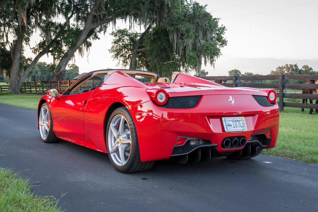 2012 Ferrari 458 Spider - Image 29 of 31