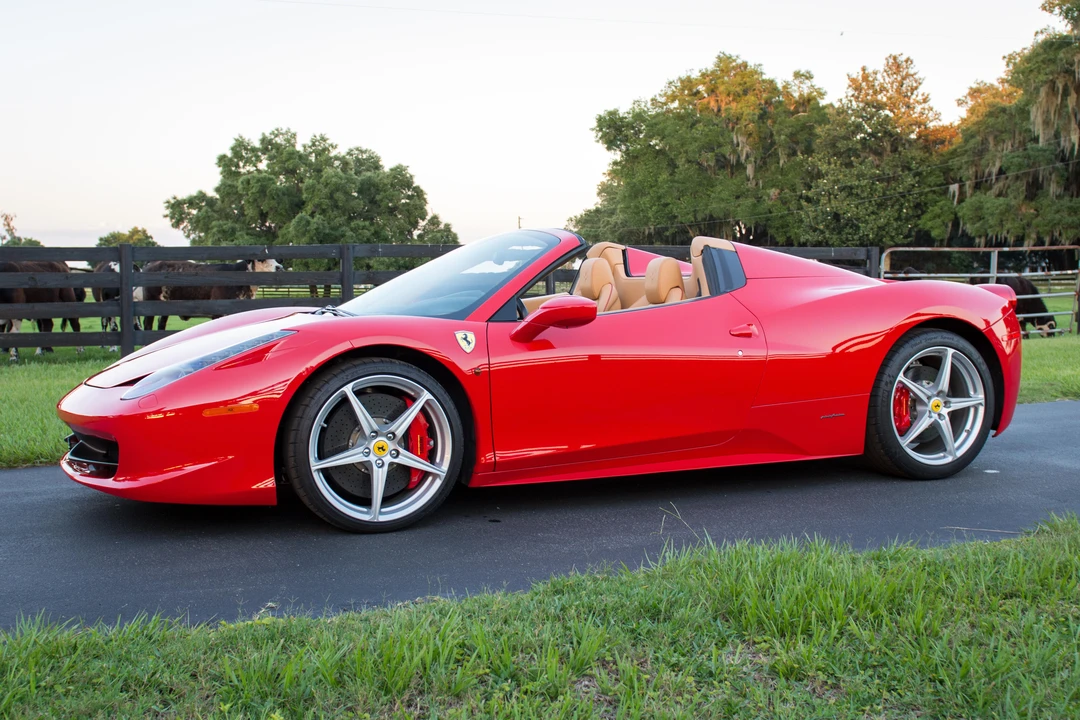 2012 Ferrari 458 Spider - Image 27 of 31