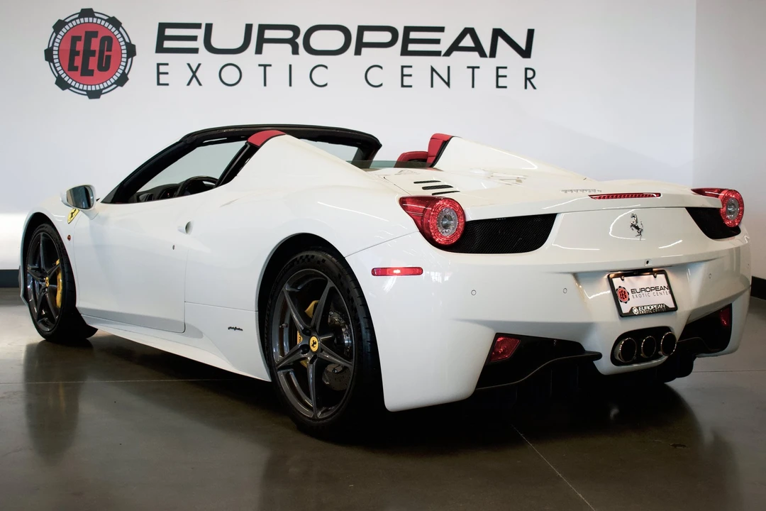 2012 Ferrari 458 Spider - Image 5 of 12