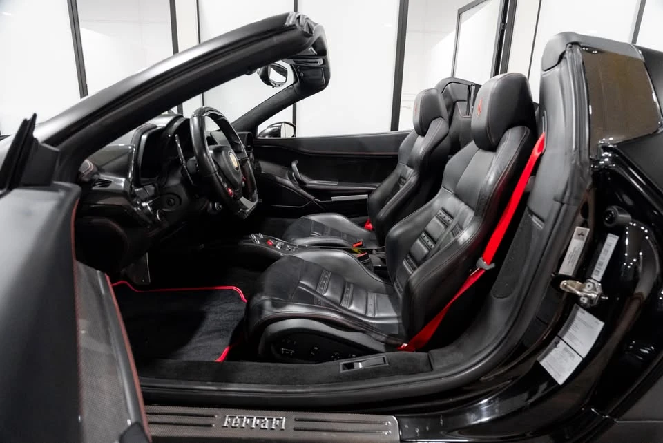 2012 Ferrari 458 Spider - Image 7 of 13