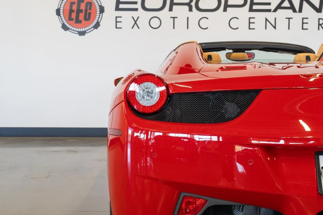 2012 Ferrari 458 Spider - Image 11 of 21
