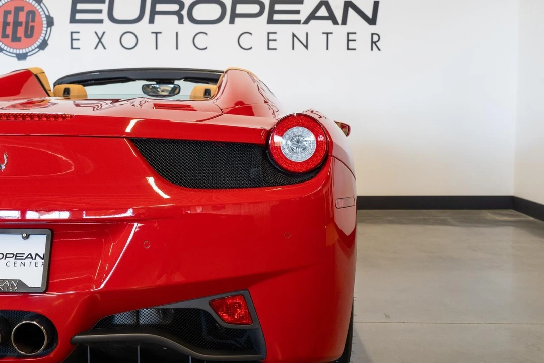 2012 Ferrari 458 Spider - Image 12 of 21