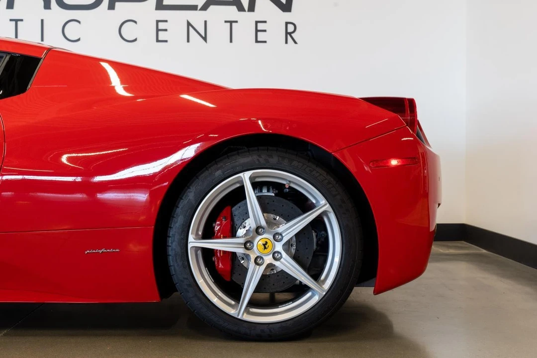 2012 Ferrari 458 Spider - Image 19 of 21