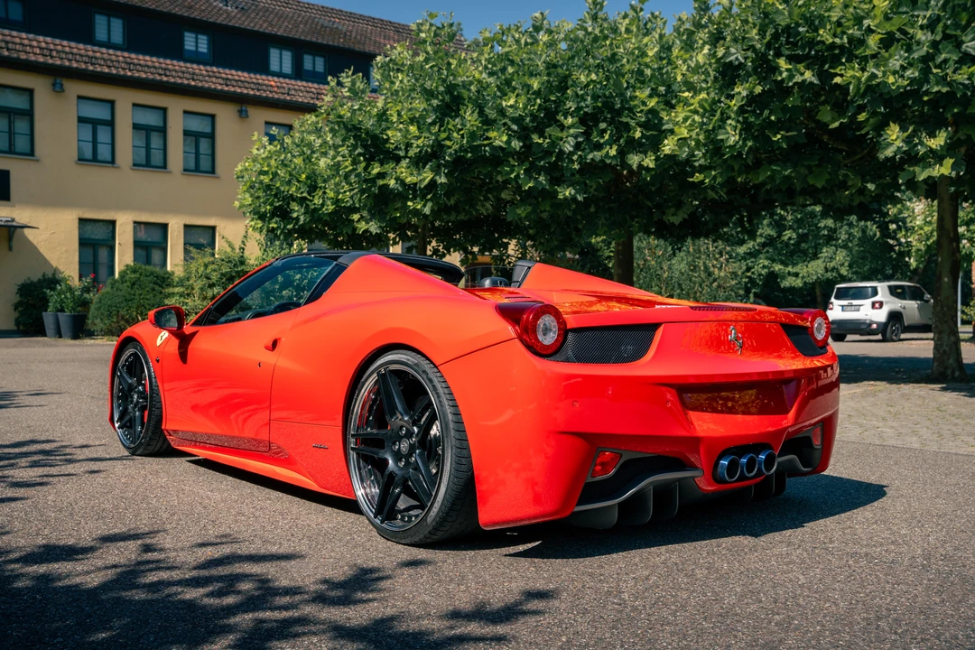 2012 Ferrari 458 Spider - Image 13 of 31