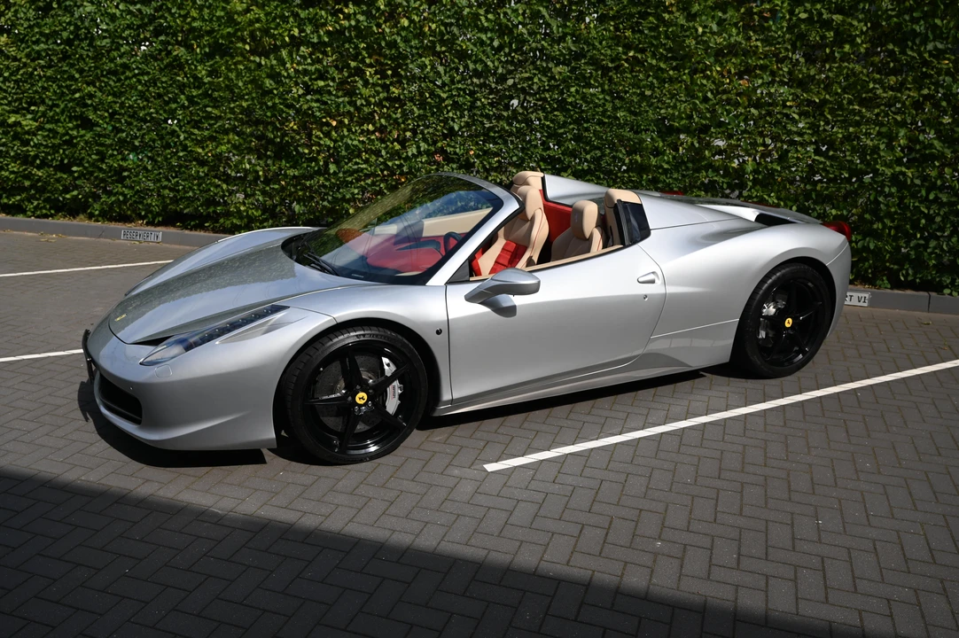 2012 Ferrari 458 Spider - Image 10 of 31