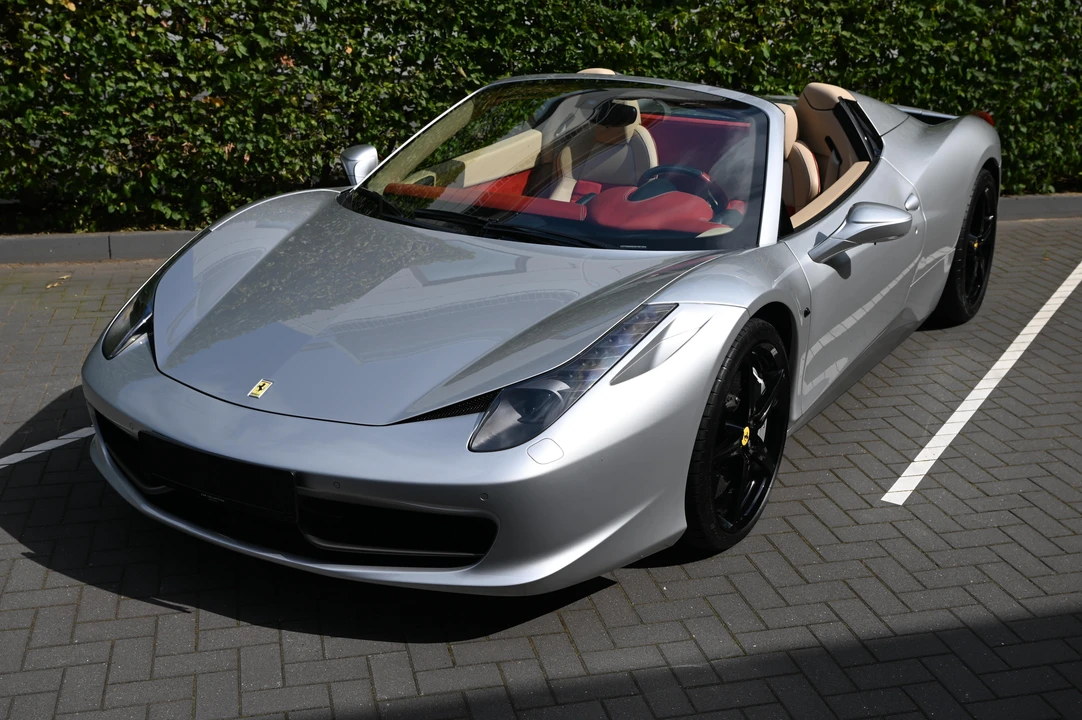 2012 Ferrari 458 Spider - Image 12 of 31