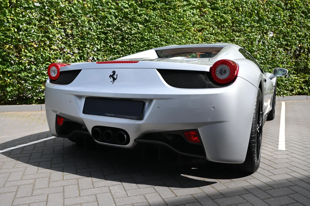 2012 Ferrari 458 Spider - Image 19 of 31