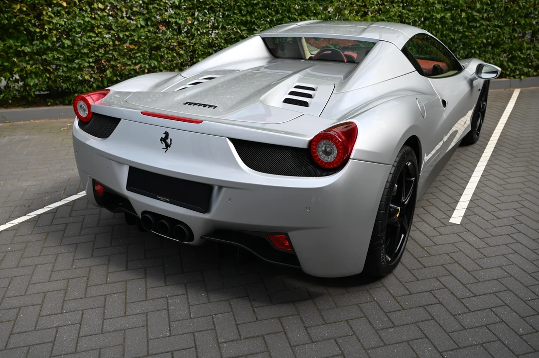 2012 Ferrari 458 Spider - Image 20 of 31