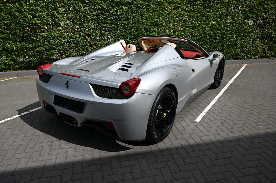 2012 Ferrari 458 Spider - Image 6 of 31