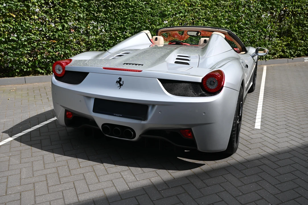 2012 Ferrari 458 Spider - Image 26 of 31