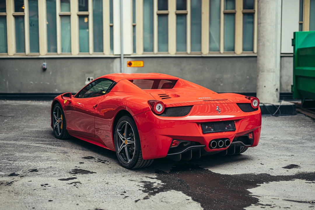 2012 Ferrari 458 Spider - Image 13 of 31