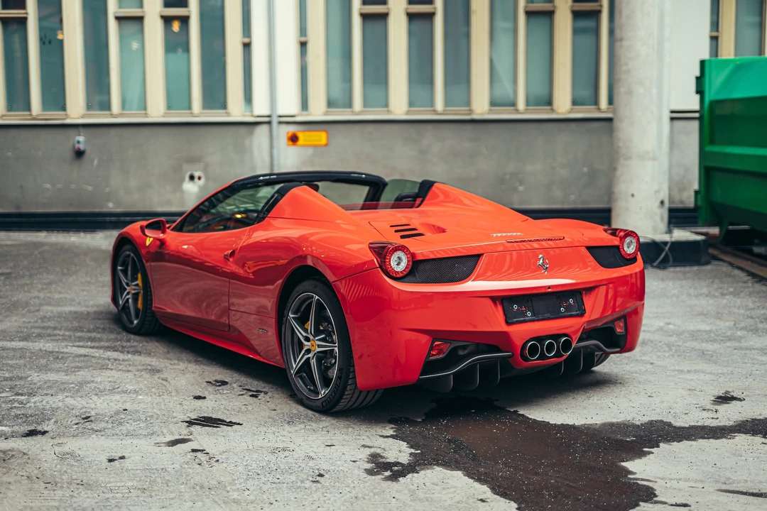 2012 Ferrari 458 Spider - Image 5 of 31
