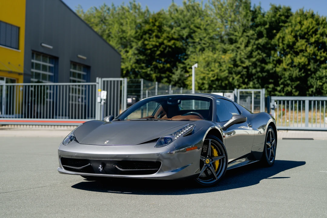 2012 Ferrari 458 Spider - Image 14 of 31