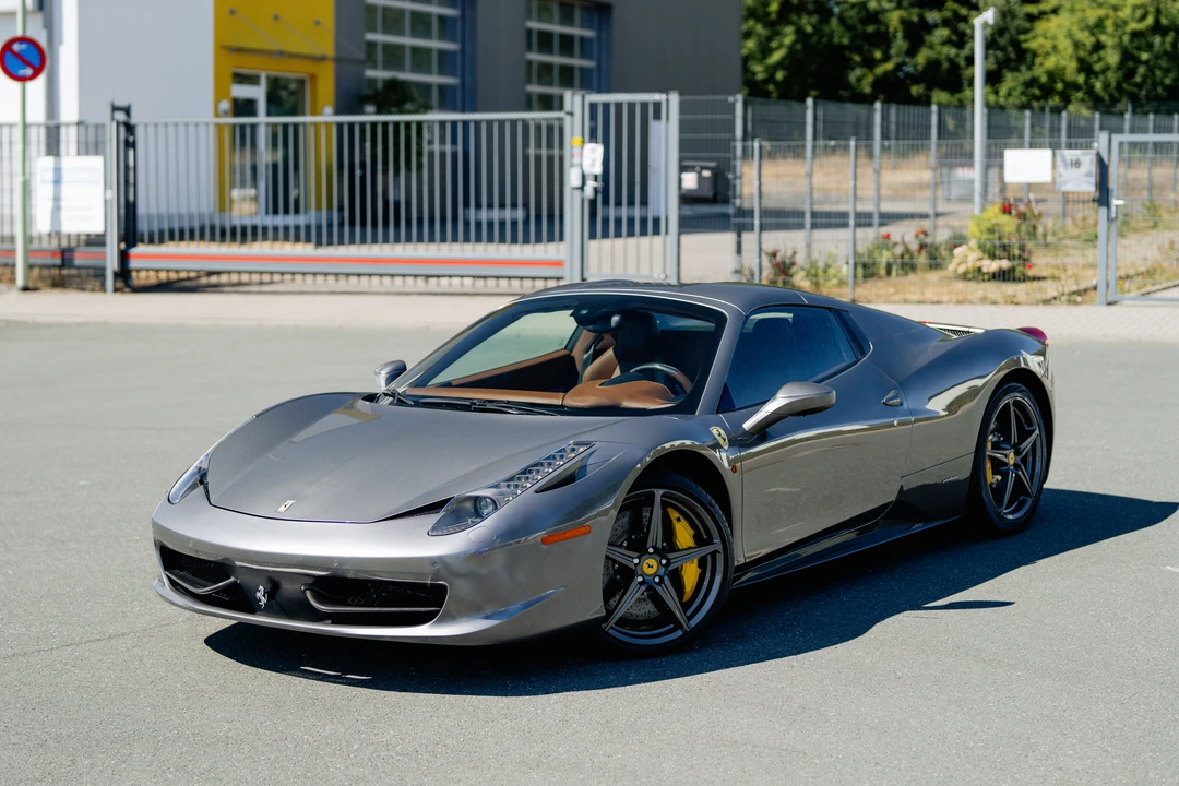 2012 Ferrari 458 Spider - Image 15 of 31