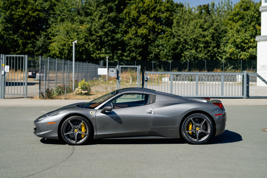 2012 Ferrari 458 Spider - Image 16 of 31