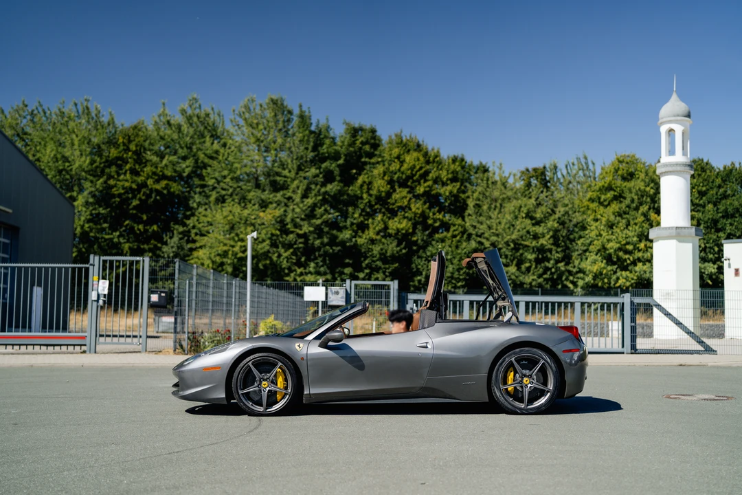 2012 Ferrari 458 Spider - Image 19 of 31