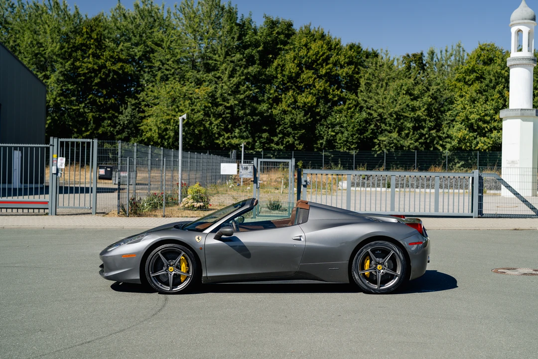 2012 Ferrari 458 Spider - Image 20 of 31