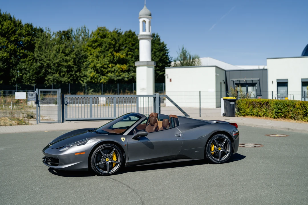 2012 Ferrari 458 Spider - Image 22 of 31