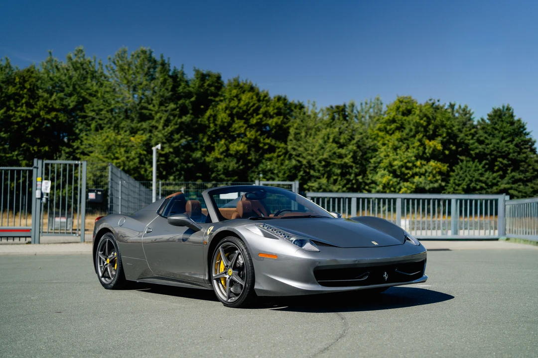 2012 Ferrari 458 Spider - Image 27 of 31