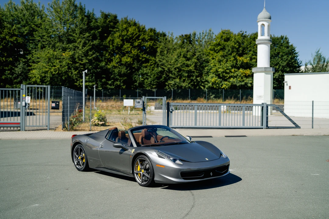2012 Ferrari 458 Spider - Image 28 of 31
