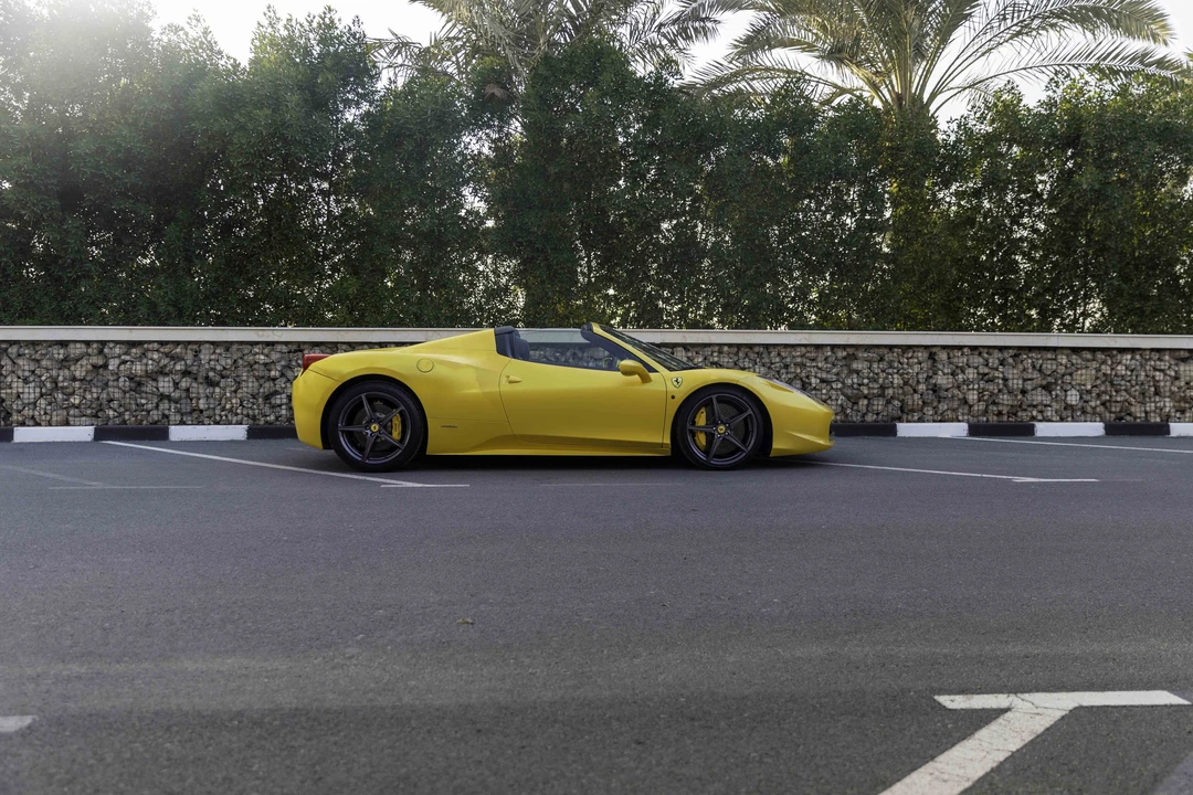 2012 Ferrari 458 Spider - Image 14 of 31