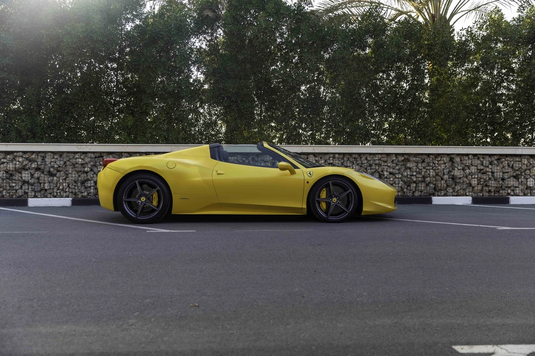 2012 Ferrari 458 Spider - Image 16 of 31