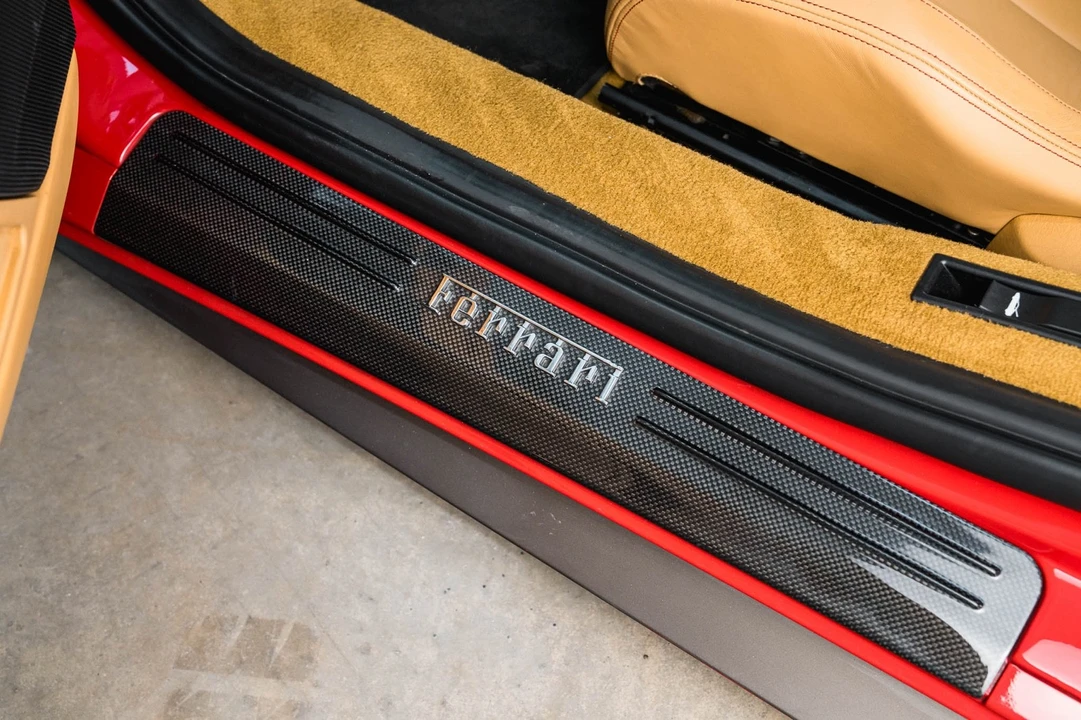 2012 Ferrari 458 Italia - Image 14 of 31