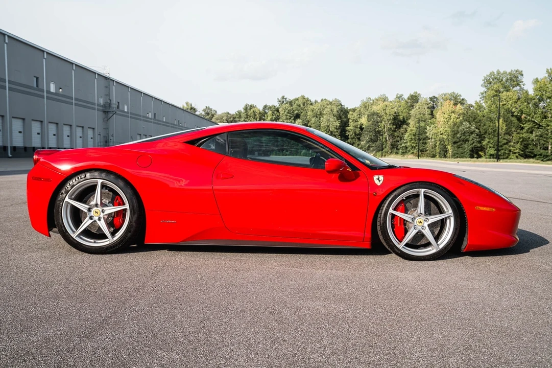 2012 Ferrari 458 Italia - Image 2 of 31