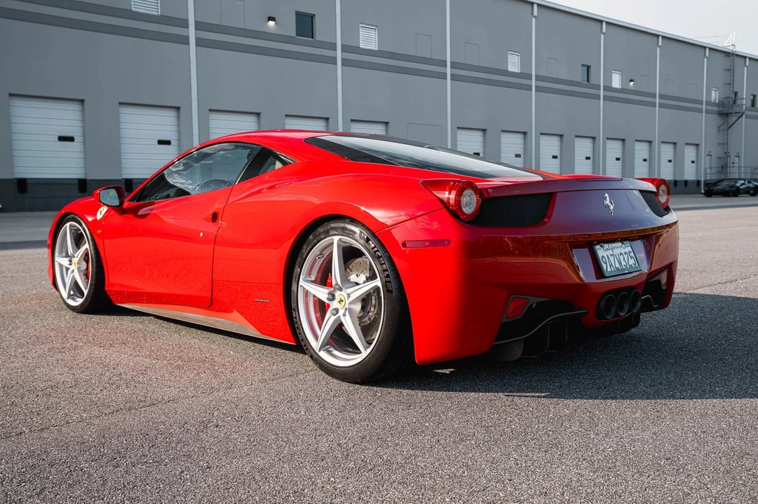2012 Ferrari 458 Italia - Image 6 of 31