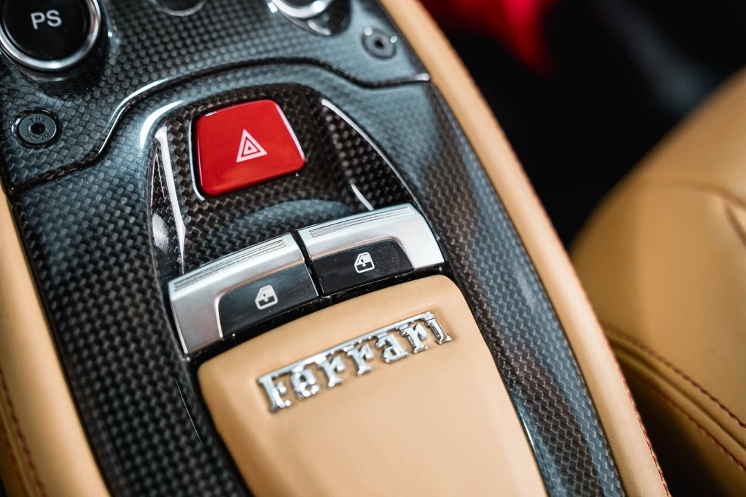 2012 Ferrari 458 Italia - Image 27 of 31