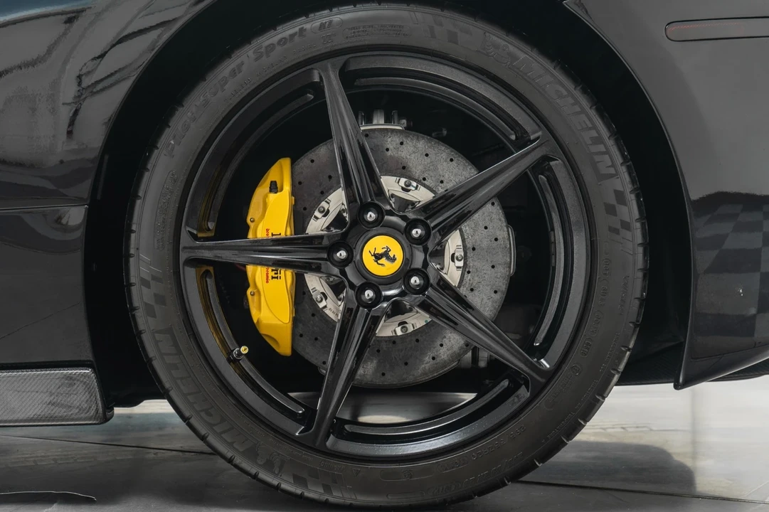 2012 Ferrari 458 Italia - Image 11 of 21