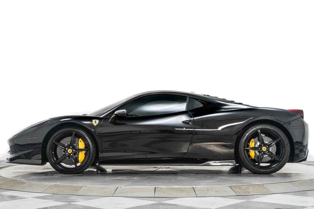 2012 Ferrari 458 Italia - Image 6 of 21