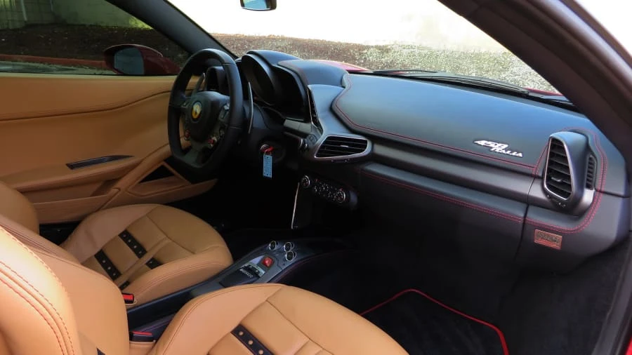 2012 Ferrari 458 Italia - Image 6 of 11