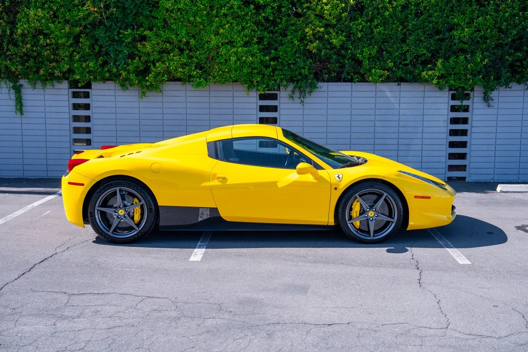 2012 Ferrari 458 Italia - Image 4 of 21